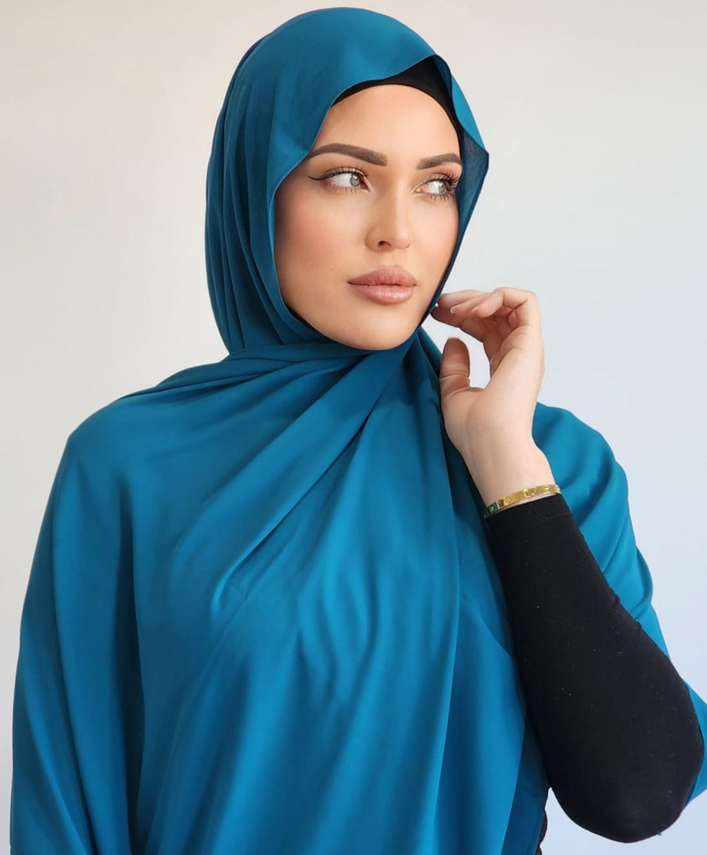 TEAL ROYALE
